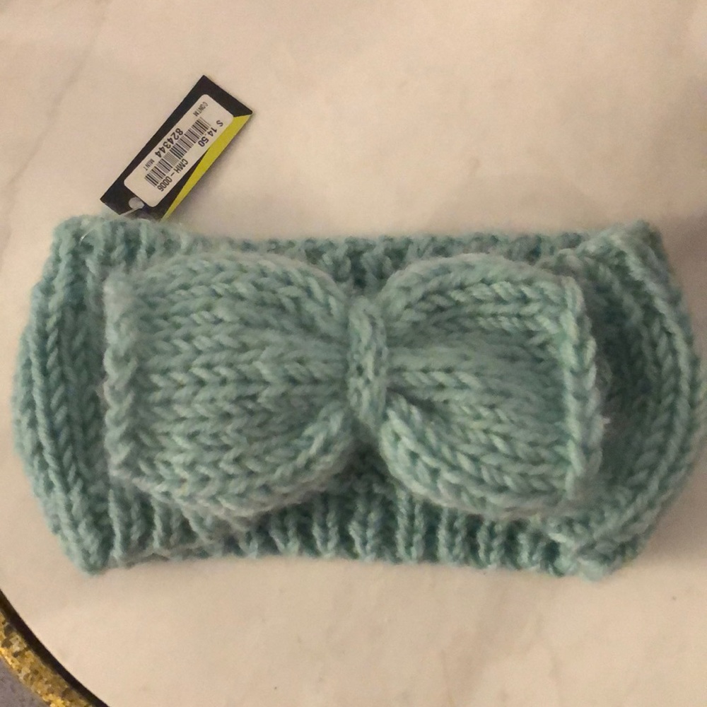 Super cute, ear warmer, headband.